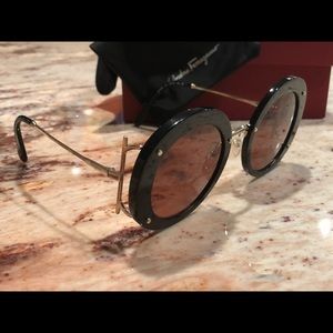 Salvatore Ferragamo Round Ladies Sunglasses NWOT